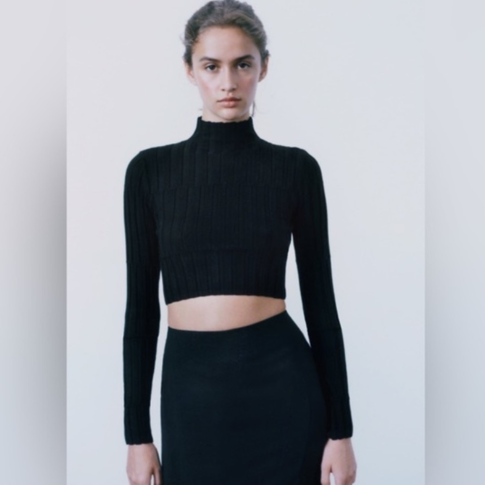 BRAND NEW ZARA CROP RIBBED KNIT SWEATER